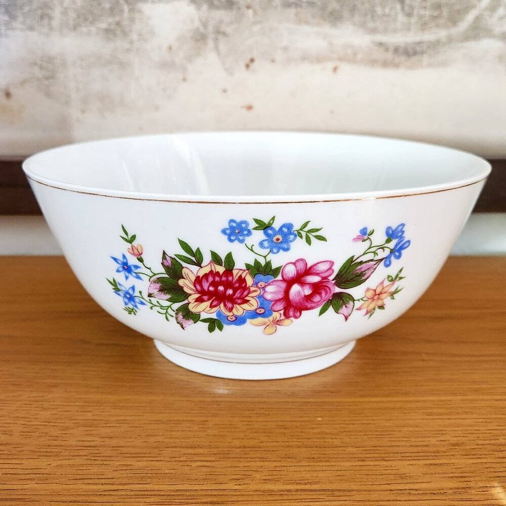 Vintage Xiang Shan Floral Bouquet Cottage Core China Porcelain 8" Large Salad